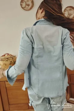 Le Temps des Cerises Chemise En Jeans Nude Bleue By Veronika Loubry Blue Store