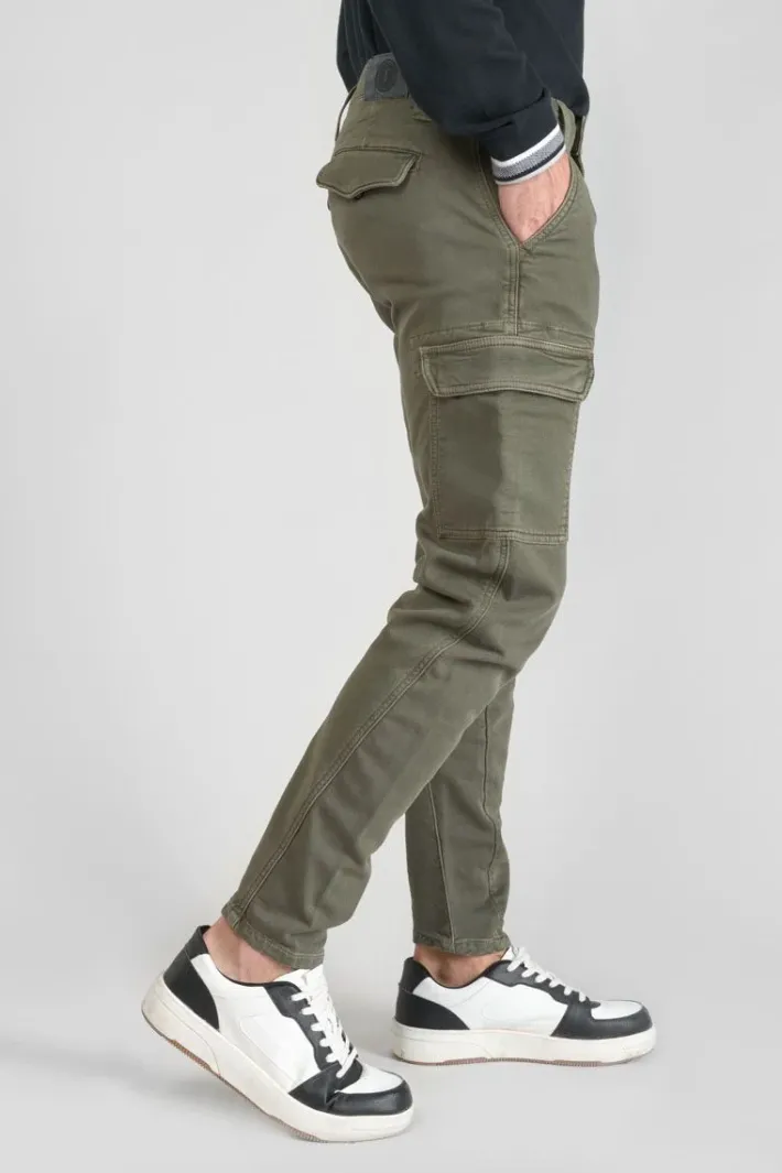 Le Temps des Cerises Koge Army Jogg Tapered Arque Kaki Aloe Best