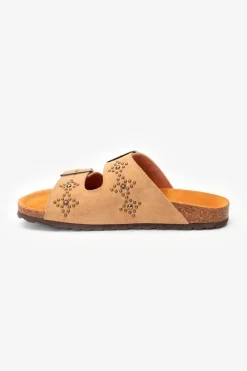 Le Temps des Cerises Mules Cloutees Naomie Beige Sand Hot